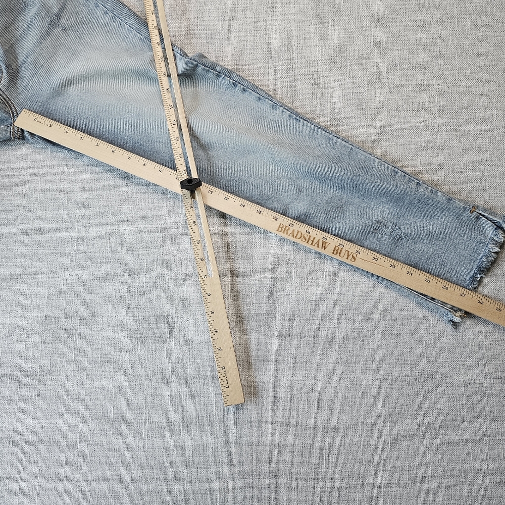 KanCan Straight Fit Jeans Size 28 Waist Raw Hem NWT - Picture 12 of 15